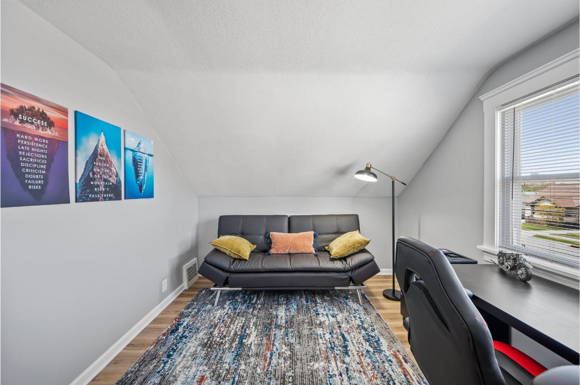 Amazing Parma Home King Bed Full Office Room Экстерьер фото