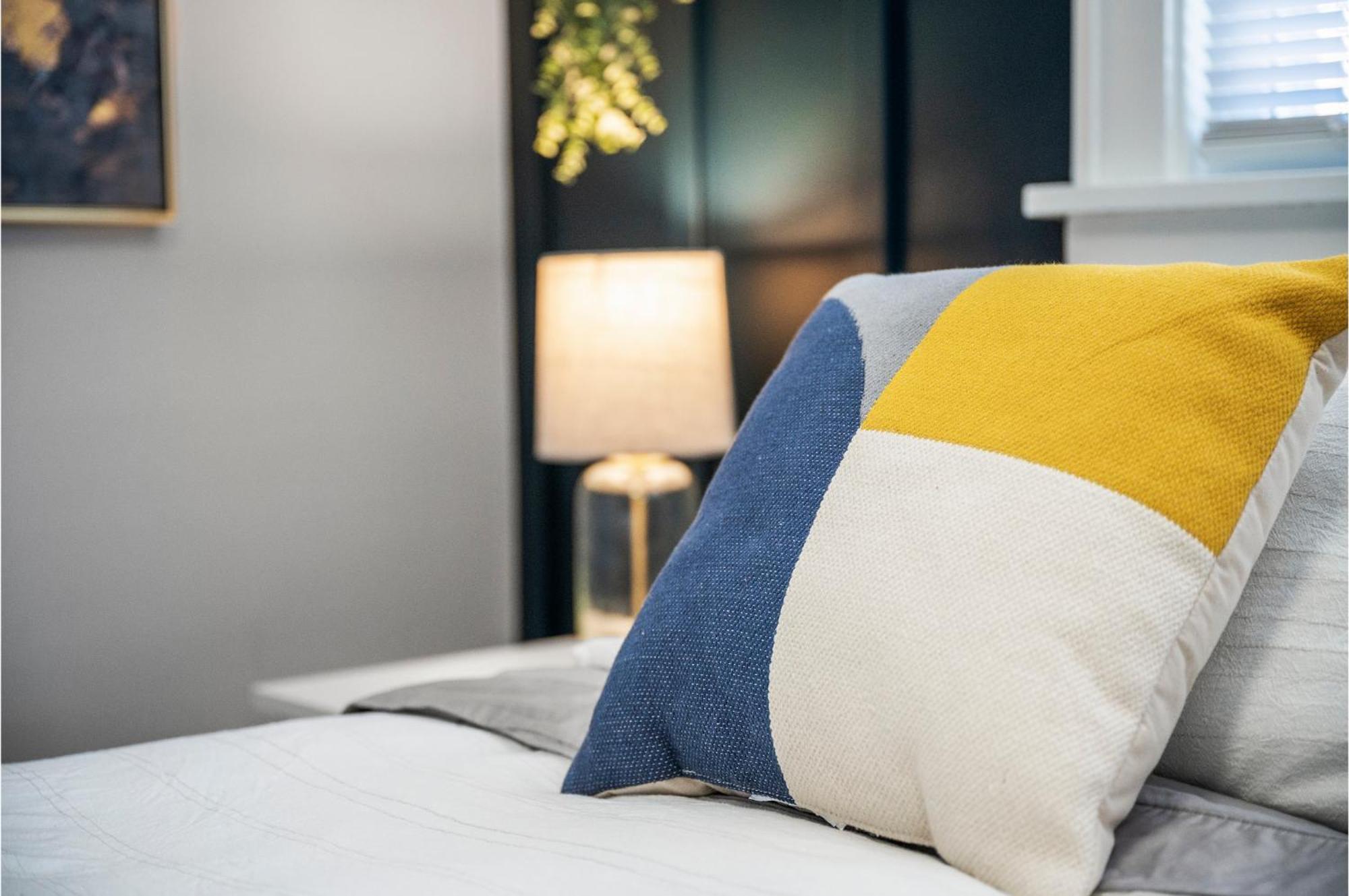 Amazing Parma Home King Bed Full Office Room Экстерьер фото
